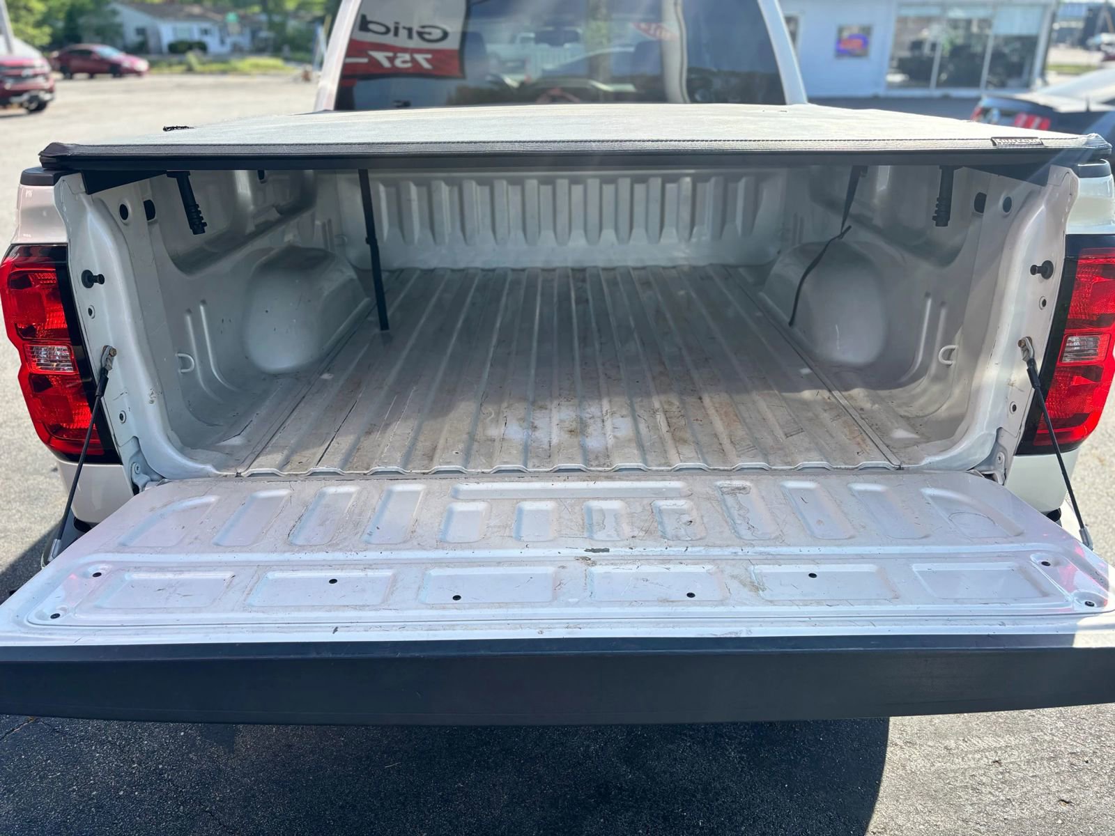 Used 2014 Chevrolet Silverado 1500 LTZ Z71 AWD/4WD image 5