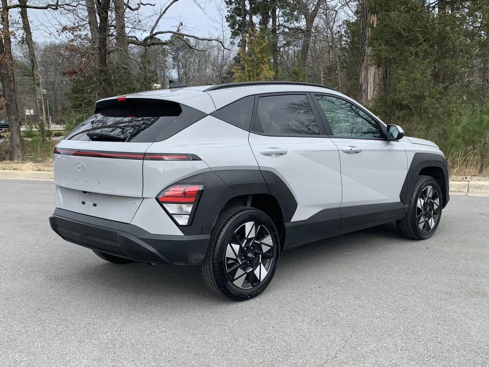 Used 2025 Hyundai Kona SEL image 7