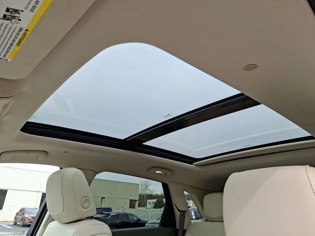 Certified 2024 Cadillac XT5 Premium Luxury image 17