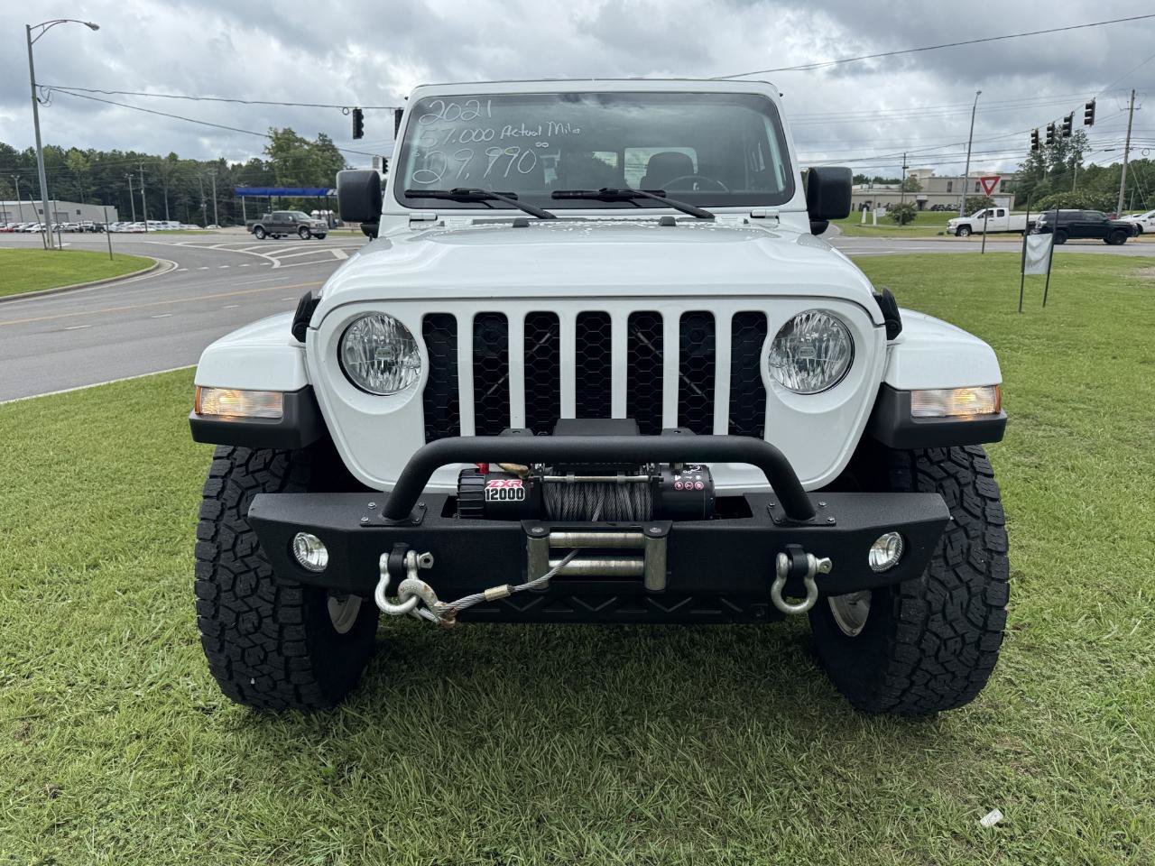 Used 2021 Jeep Gladiator Sport AWD/4WD image 6