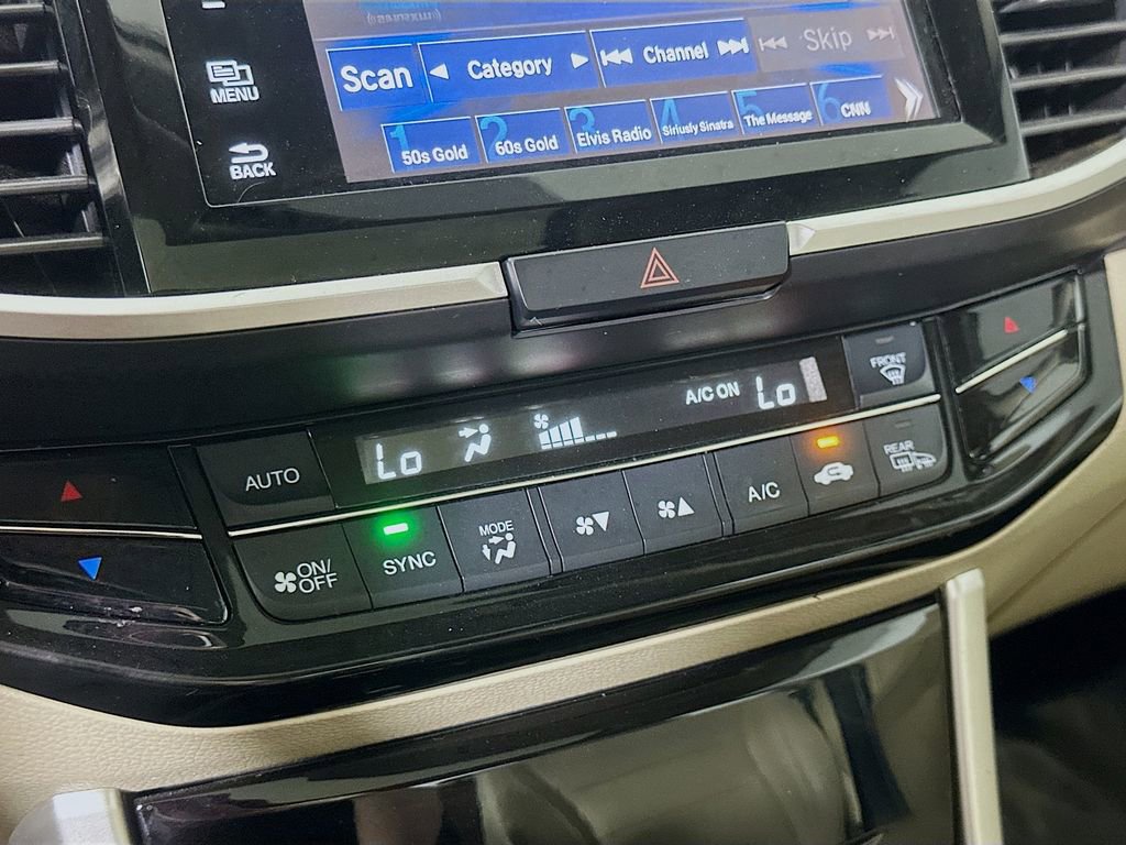 Used 2017 Honda Accord EX-L image 27