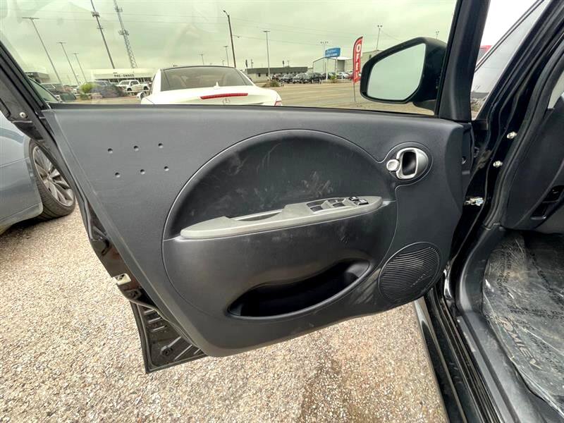 Used 2016 Mitsubishi i ES image 12