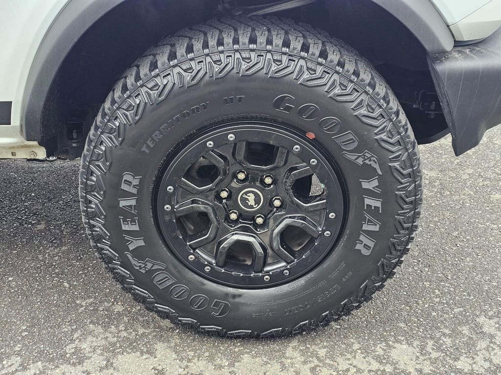 Used 2021 Ford Bronco Wildtrak image 9