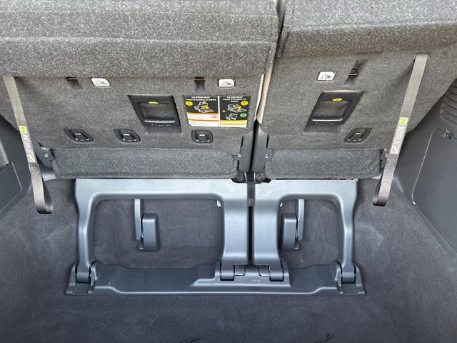 Used 2025 Toyota Sienna XLE image 11