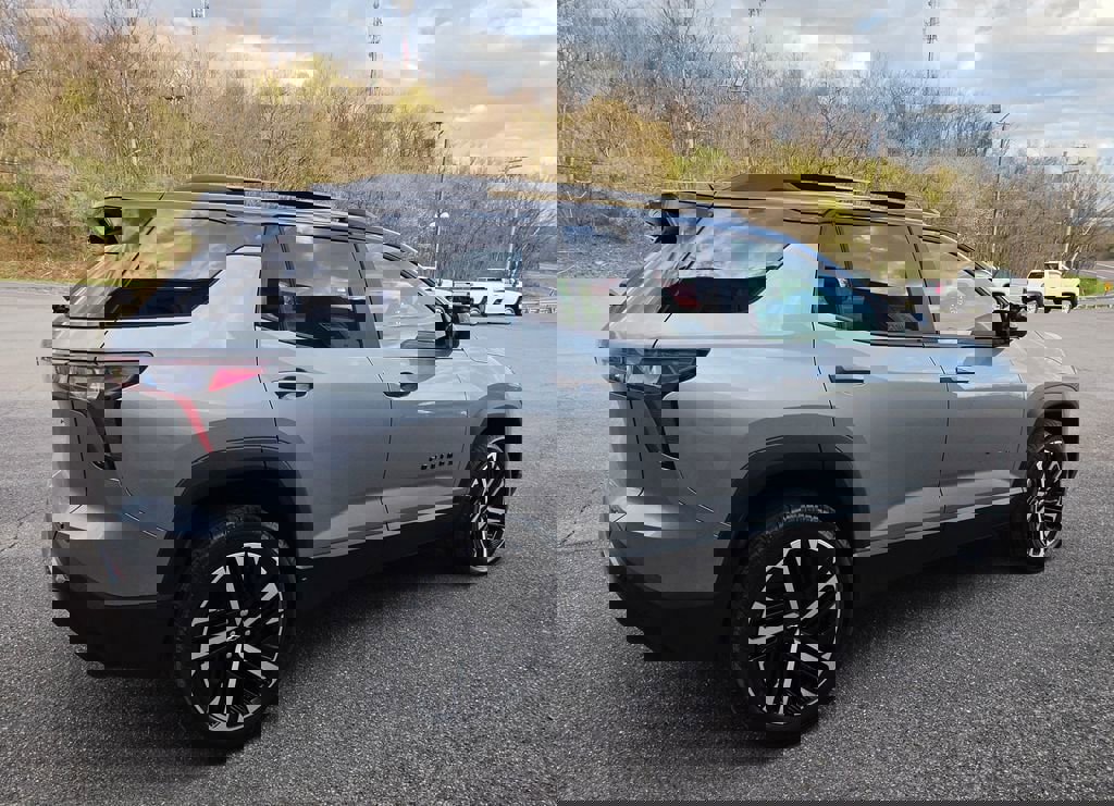 New 2026 Chevrolet Equinox RS w/ Convenience Package III image 8