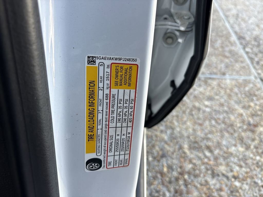 Certified 2023 Buick Enclave Essence w/ Experience Buick Package image 34