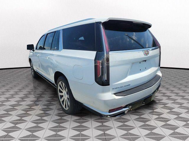 Certified 2024 Cadillac Escalade ESV Premium Luxury Platinum w/ Heavy-Duty Trailer Package AWD/4WD image 3