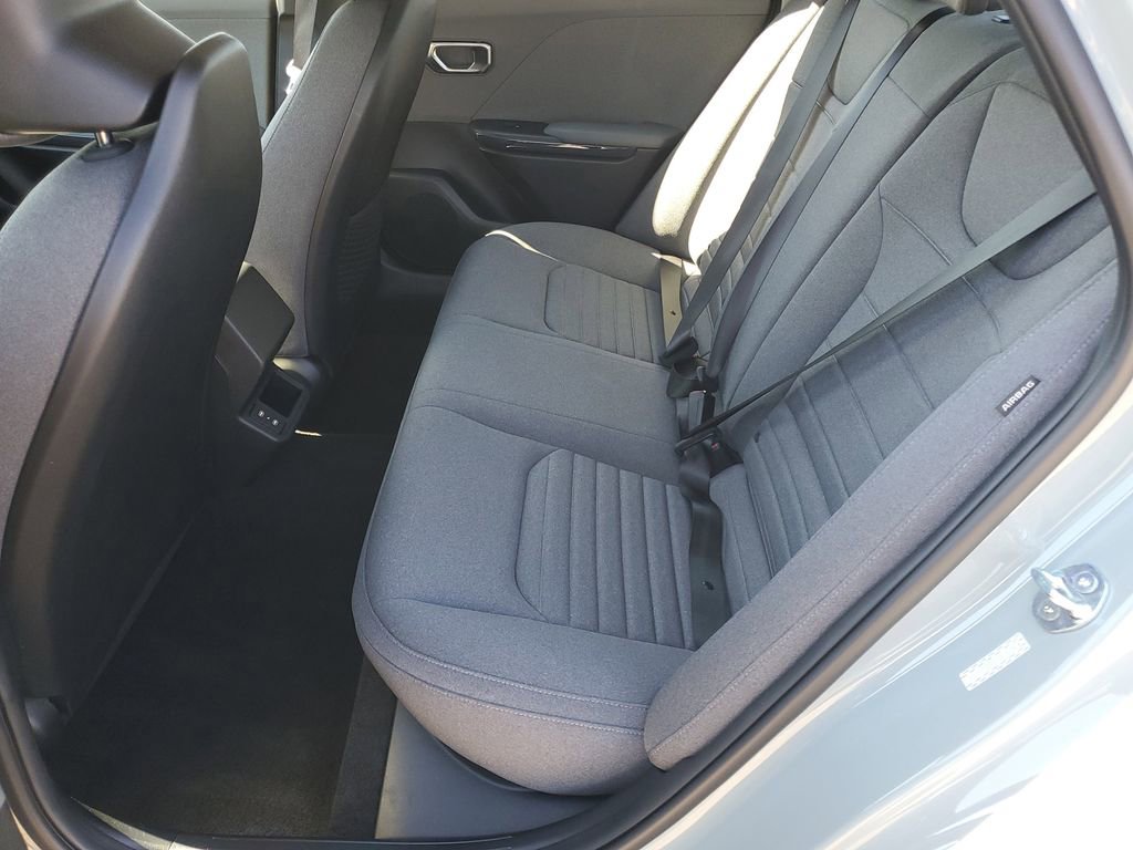 Used 2025 Kia K4 EX image 21