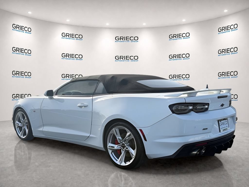 Used 2021 Chevrolet Camaro SS RWD image 5
