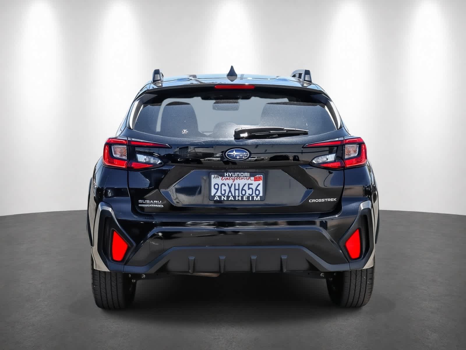 Used 2024 Subaru Crosstrek 2.0i Premium AWD/4WD image 8