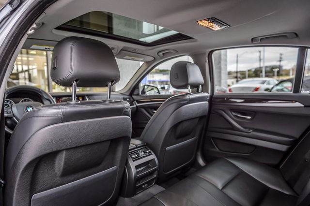 Used 2015 BMW 535i 535i - SILVER ON BLACK - NAV - image 43