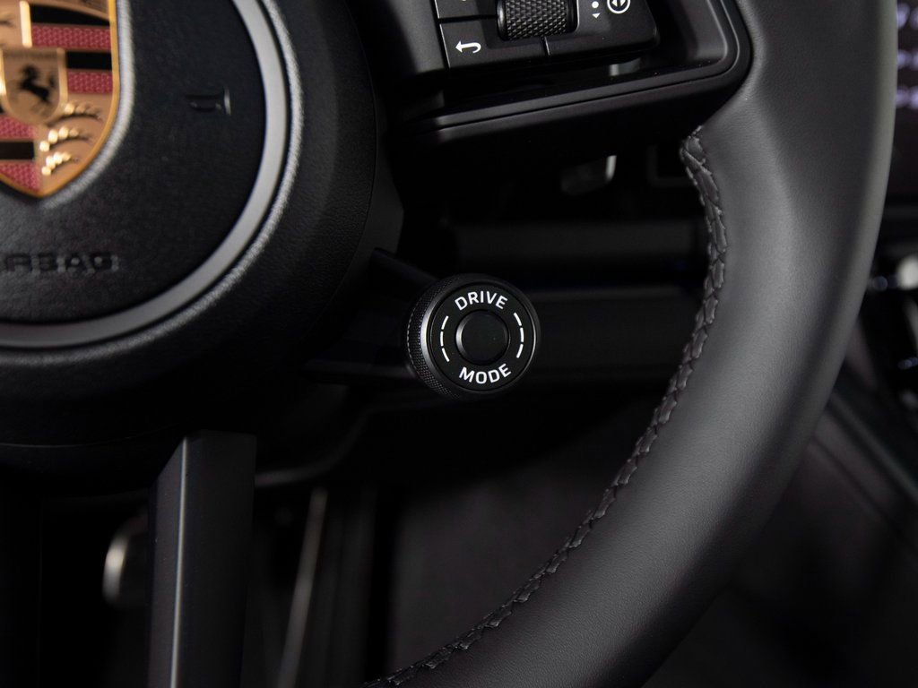 New 2026 Porsche Panamera 4 image 25