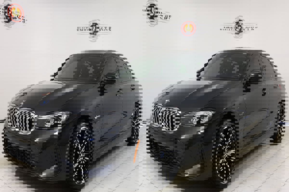 Used 2023 BMW 330e w/ M Sport Package image 5