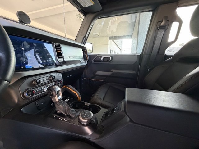 Used 2023 Ford Bronco Badlands image 13