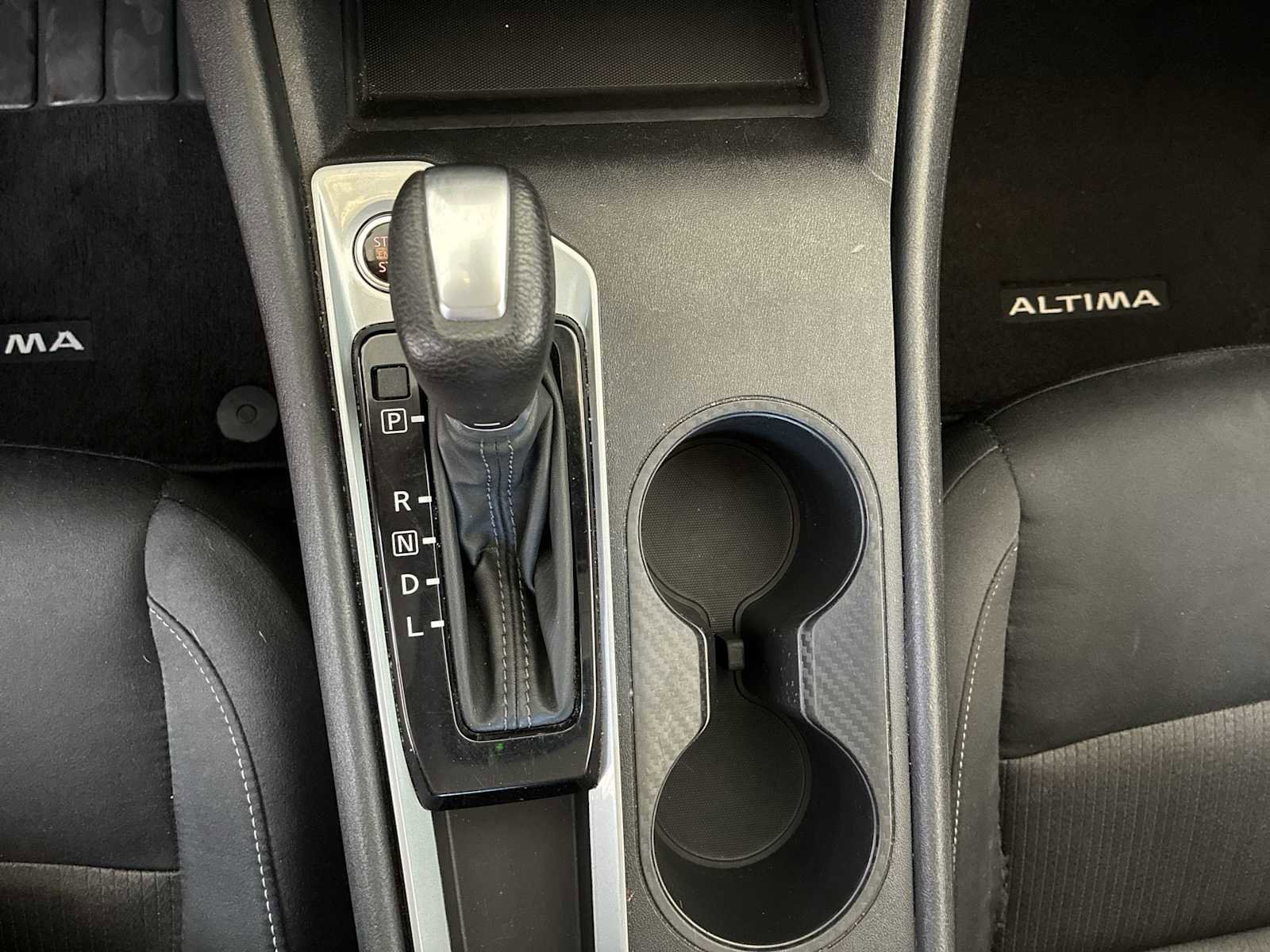 Used 2025 Nissan Altima 2.5 SV image 20