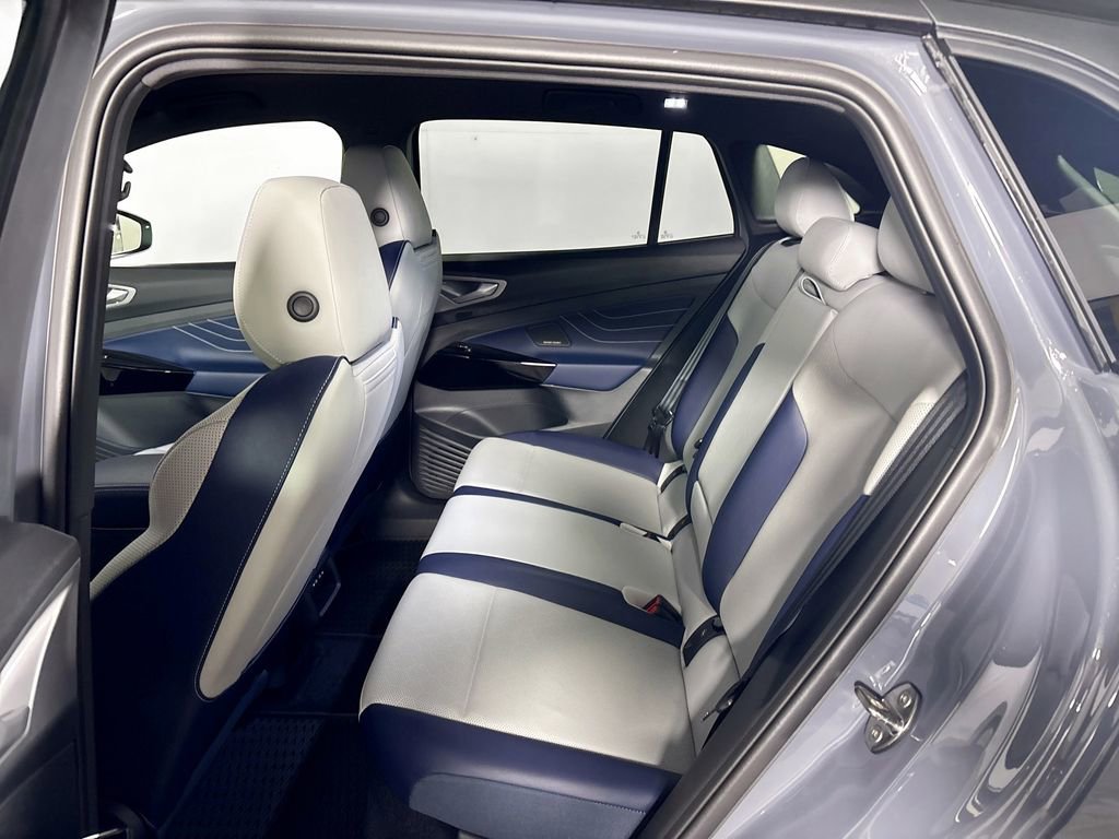 New 2025 Volkswagen ID.4 Pro S Plus image 21