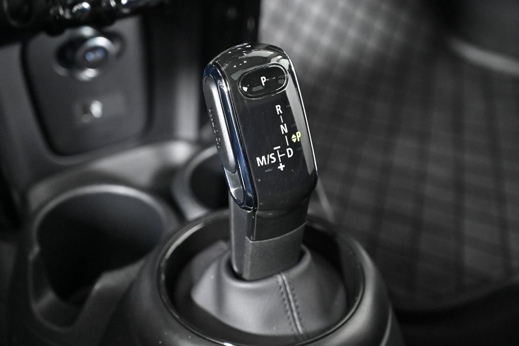 Certified 2024 MINI Cooper S image 21