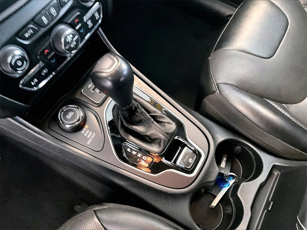 Used 2023 Jeep Cherokee Altitude Lux image 20