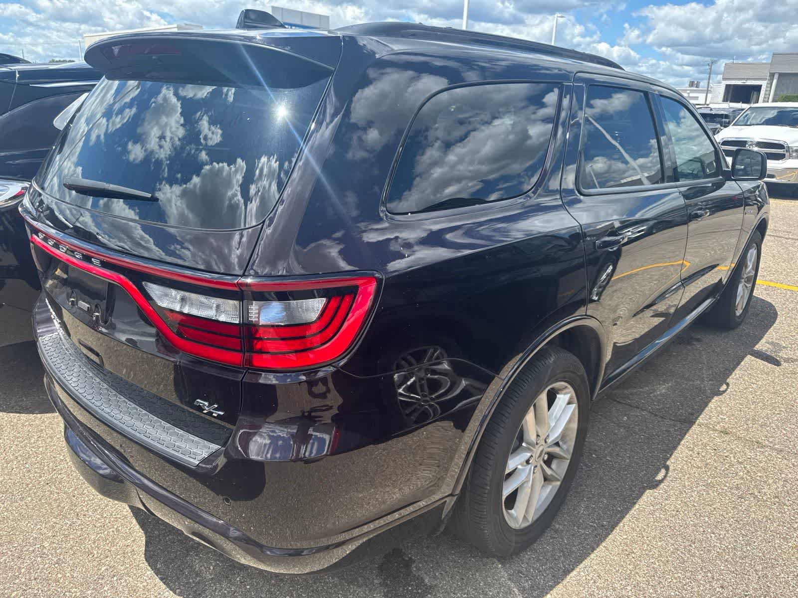 Used 2024 Dodge Durango R/T AWD/4WD image 12