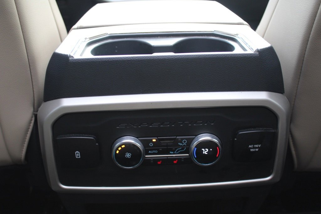 Used 2022 Ford Expedition Limited image 27