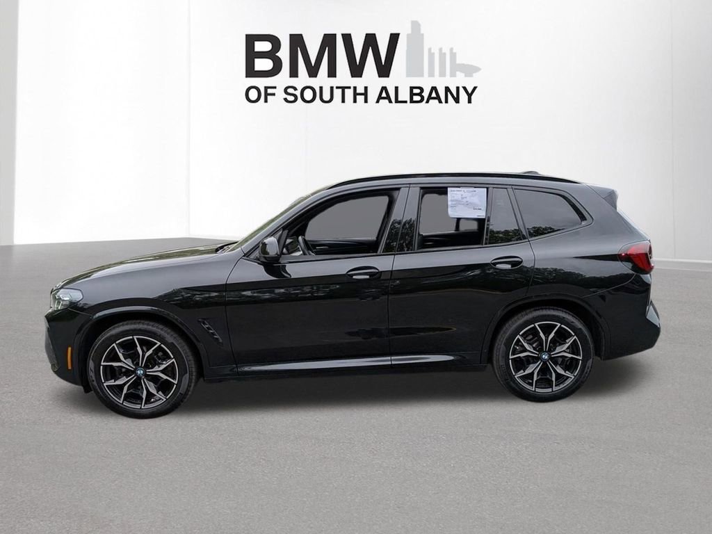 Certified 2024 BMW X3 xDrive30i w/ Premium Package AWD/4WD image 3