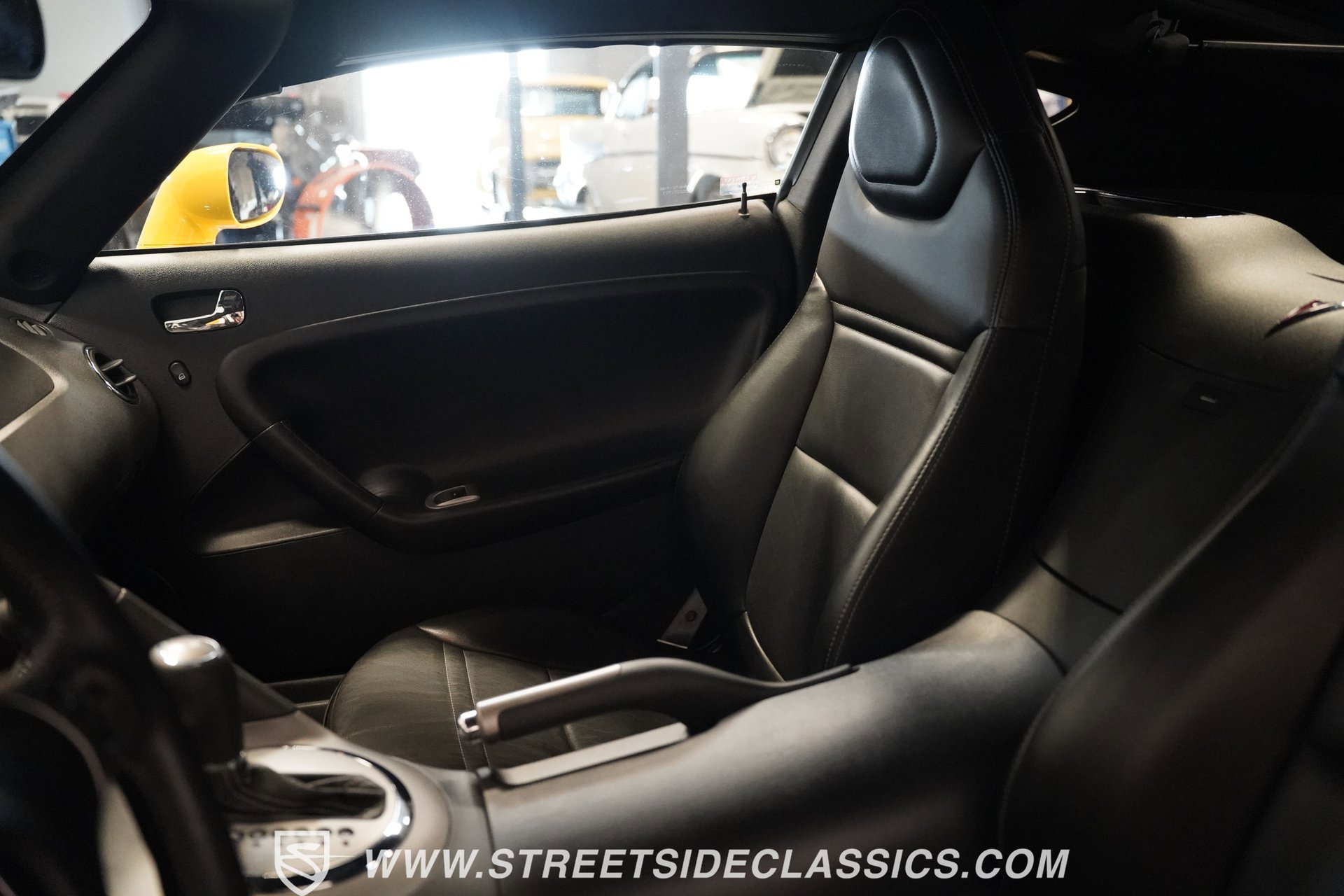 Used 2009 Pontiac Solstice Coupe w/ Premium Package image 38