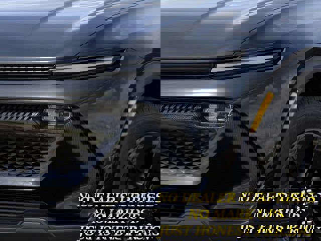 New 2026 Chevrolet Equinox EV LT w/ Midnight Package image 10