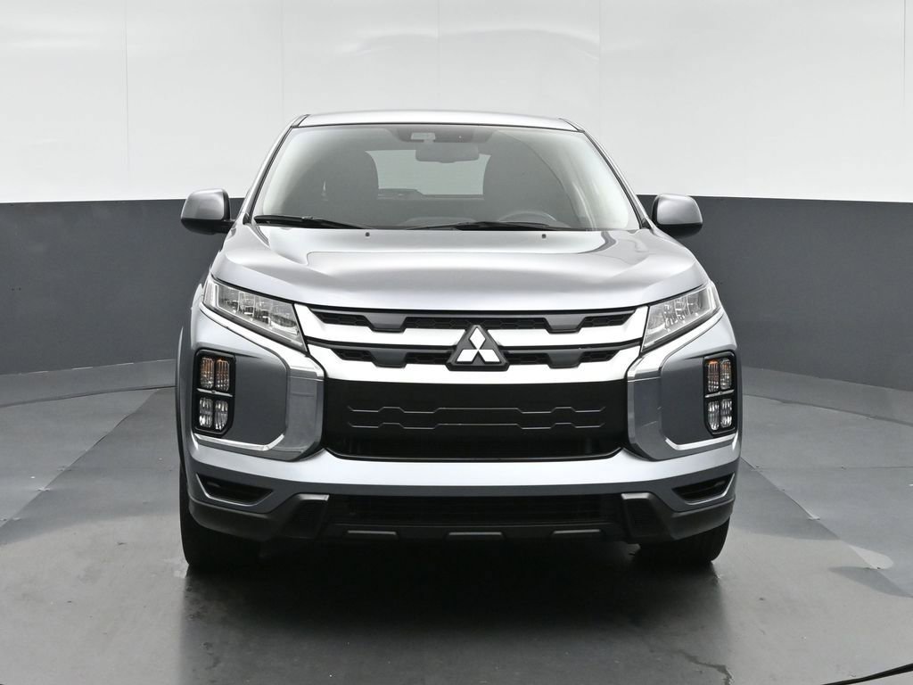 Used 2023 Mitsubishi Outlander Sport ES image 2