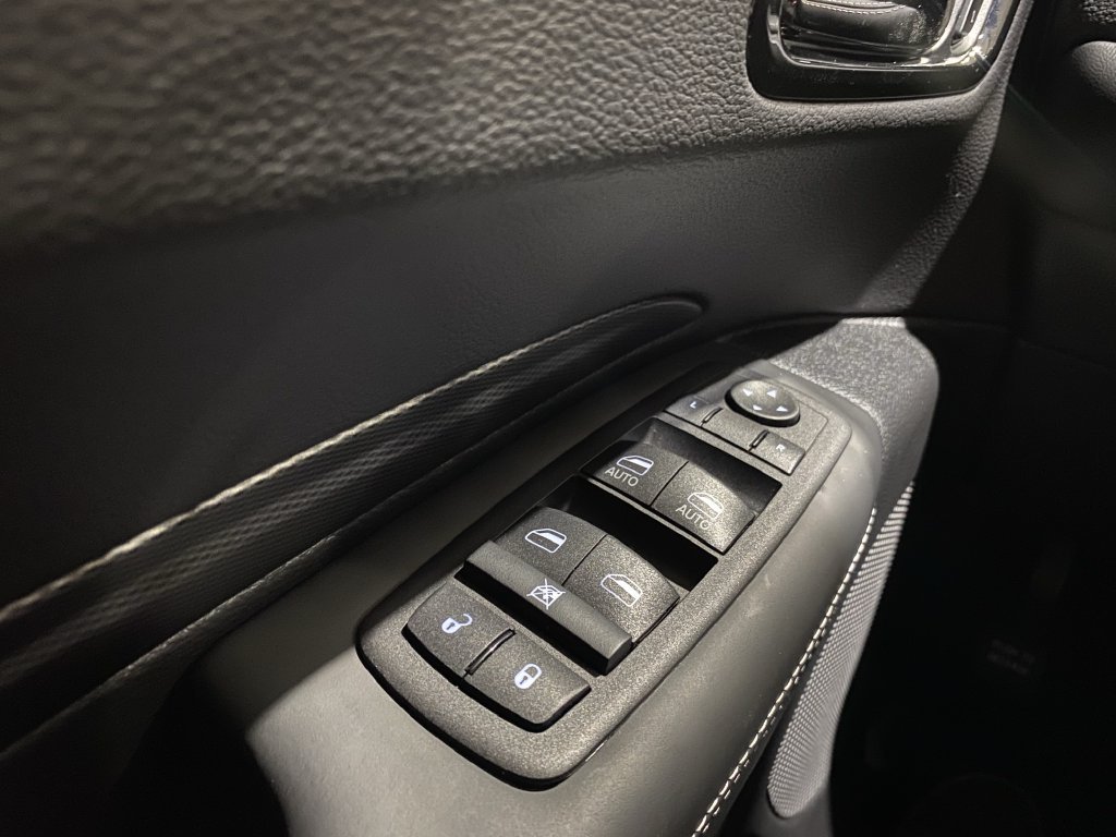 Used 2025 Dodge Durango SRT Hellcat w/ Black Package AWD/4WD image 9