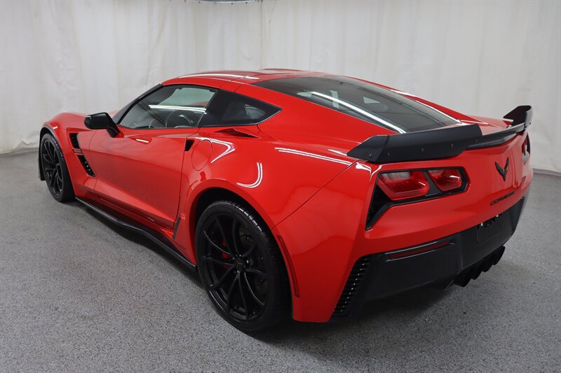 Used 2019 Chevrolet Corvette Grand Sport RWD image 5