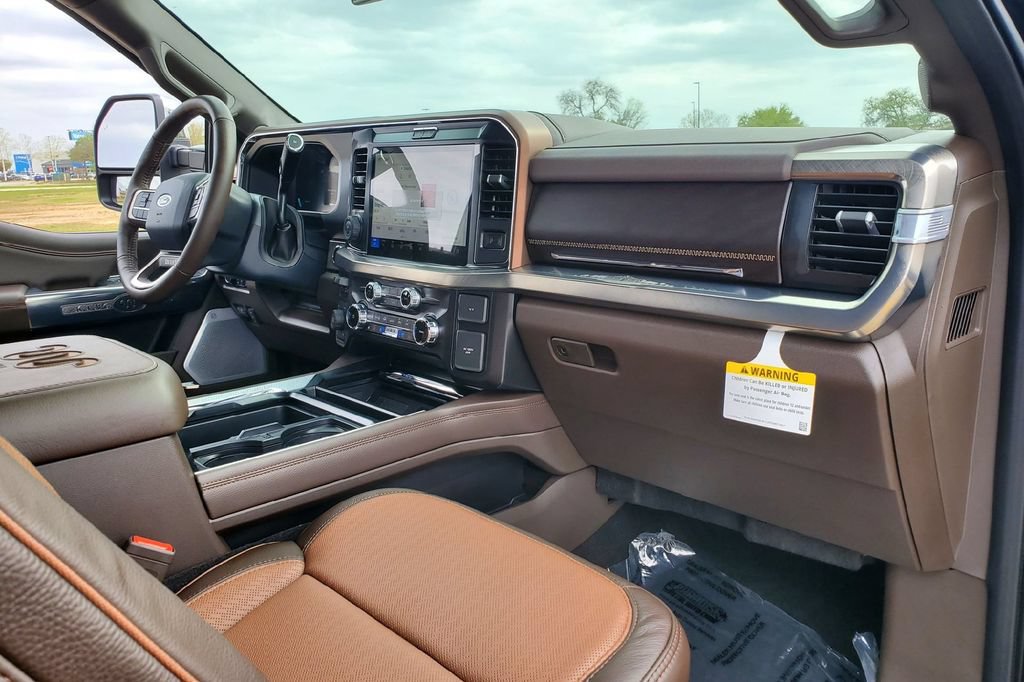 New 2026 Ford F250 King Ranch w/ Chrome Package AWD/4WD image 13