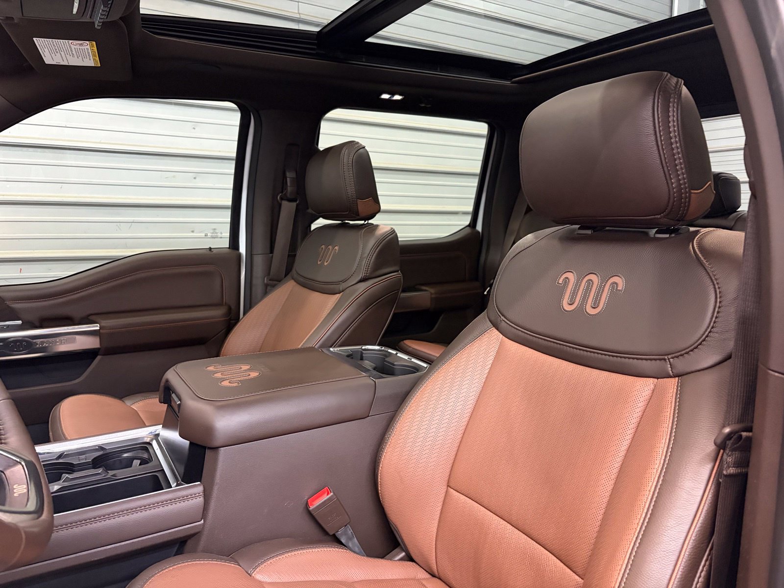 Used 2026 Ford F350 4x4 Crew Cab Super Duty image 9