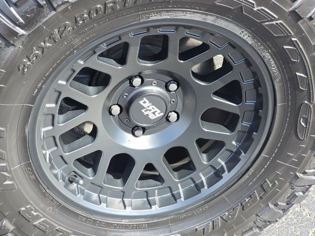 Used 2020 Jeep Gladiator Mojave w/ Cold Weather Group image 21