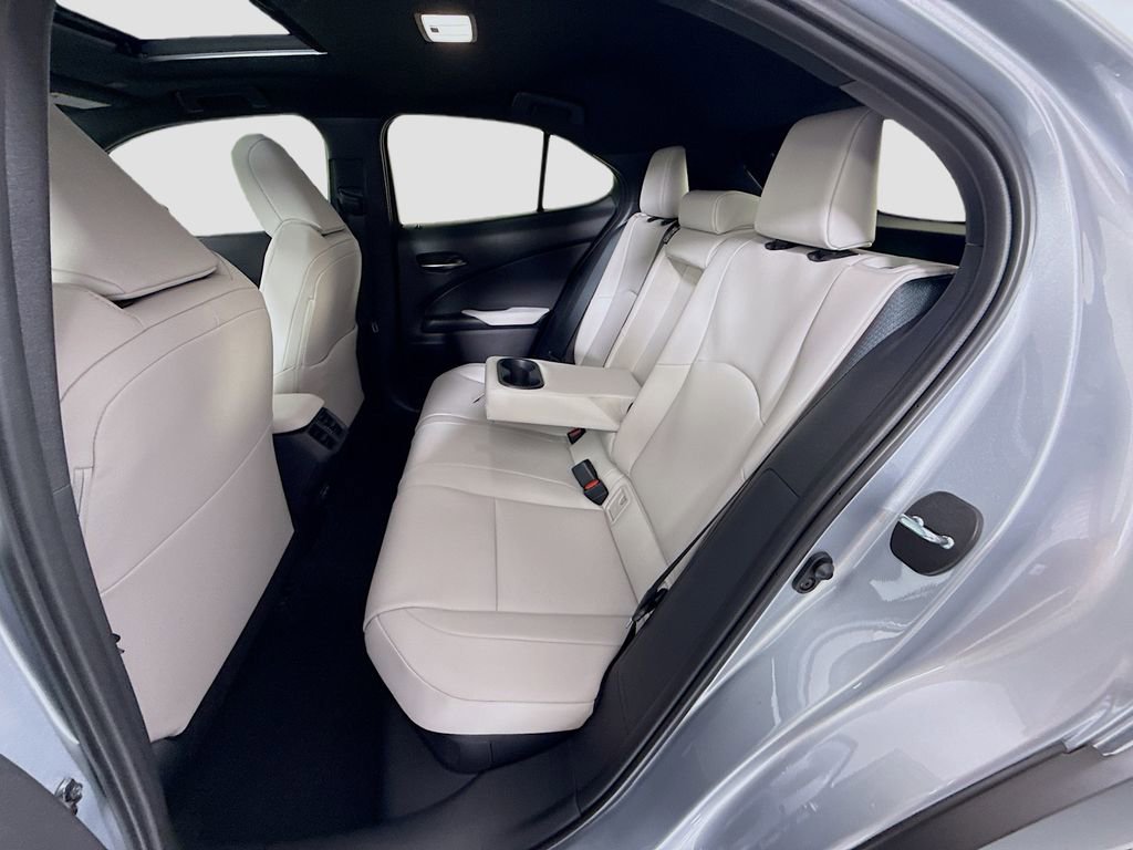 New 2026 Lexus UX 300h FWD image 21