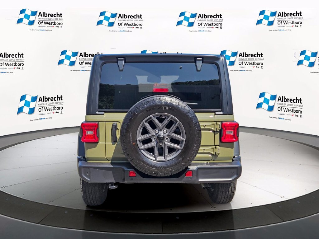Used 2026 Jeep Wrangler Unlimited Sport AWD/4WD image 4