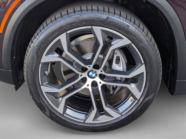 Used 2025 BMW X5 xDrive40i w/ Parking Assistance Package AWD/4WD image 26