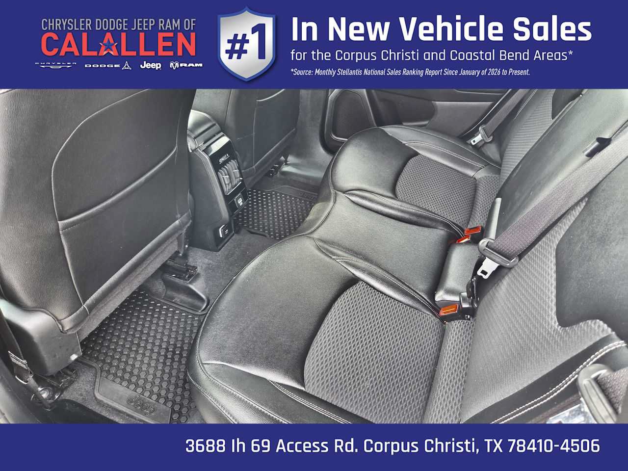 Used 2024 Jeep Compass Latitude w/ Altitude Special Edition AWD/4WD image 21