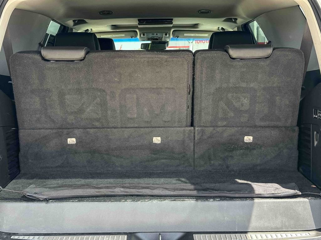 Used 2019 Chevrolet Tahoe Premier AWD/4WD image 24