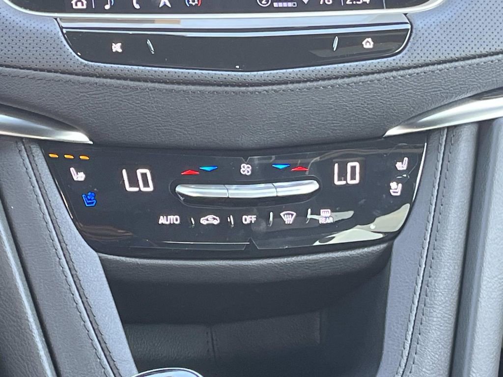 New 2025 Cadillac XT5 Premium Luxury image 17