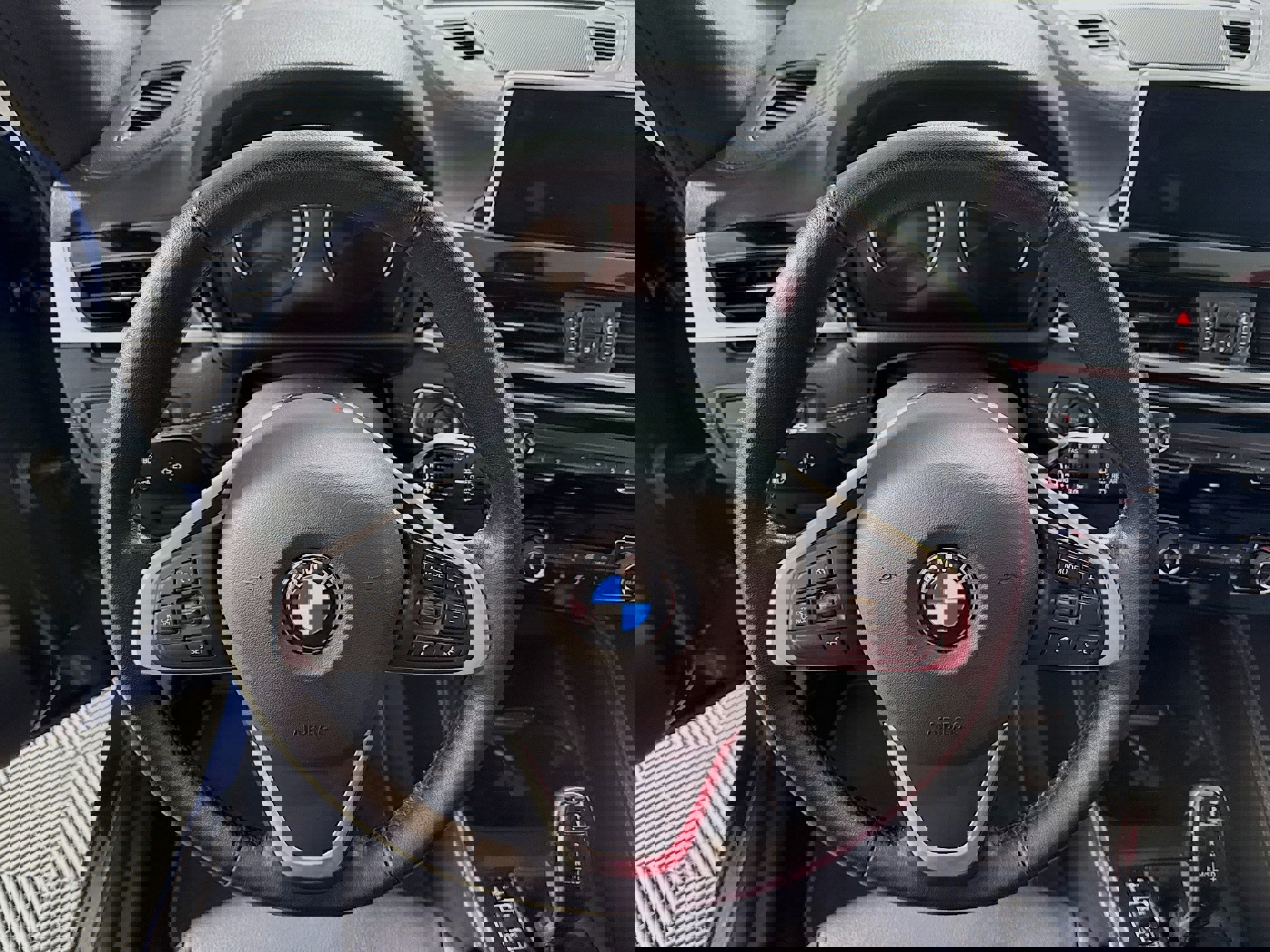 Used 2022 BMW X1 xDrive28i w/ Convenience Package image 16