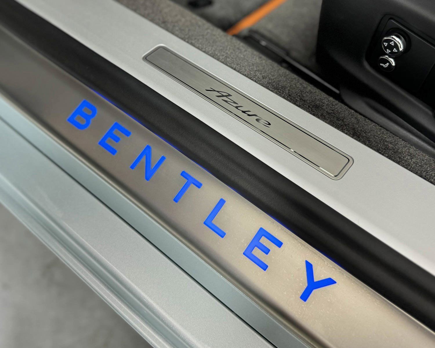 Used 2024 Bentley Continental GT Azure image 14