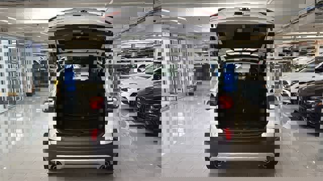 Used 2024 Ford Escape Platinum image 8