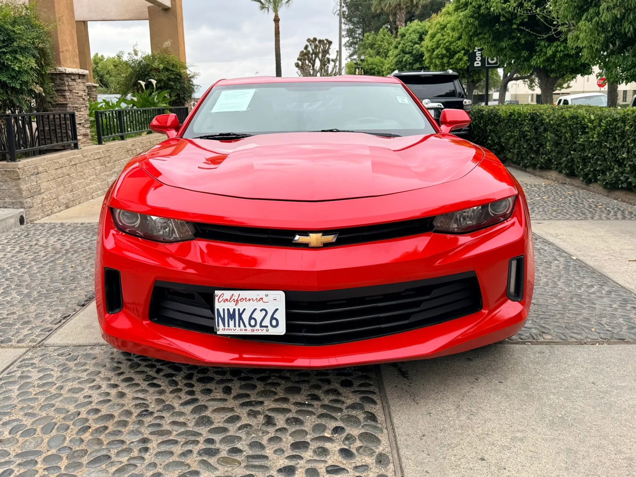 Used 2018 Chevrolet Camaro LT RWD image 2