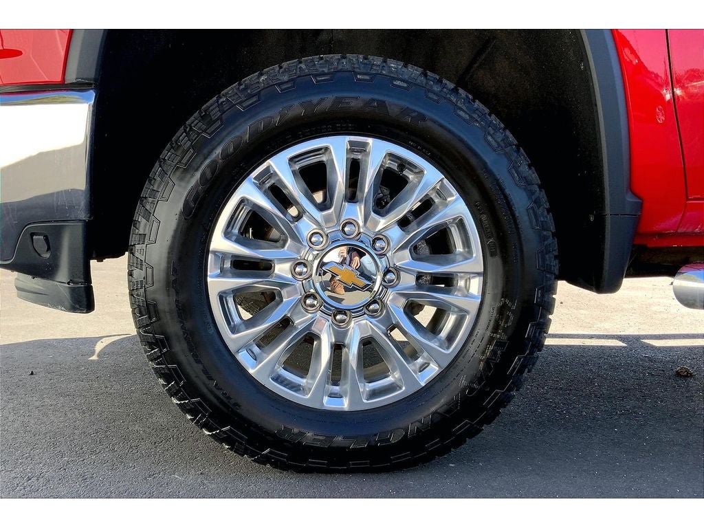 Used 2020 Chevrolet Silverado 3500 LTZ AWD/4WD image 9