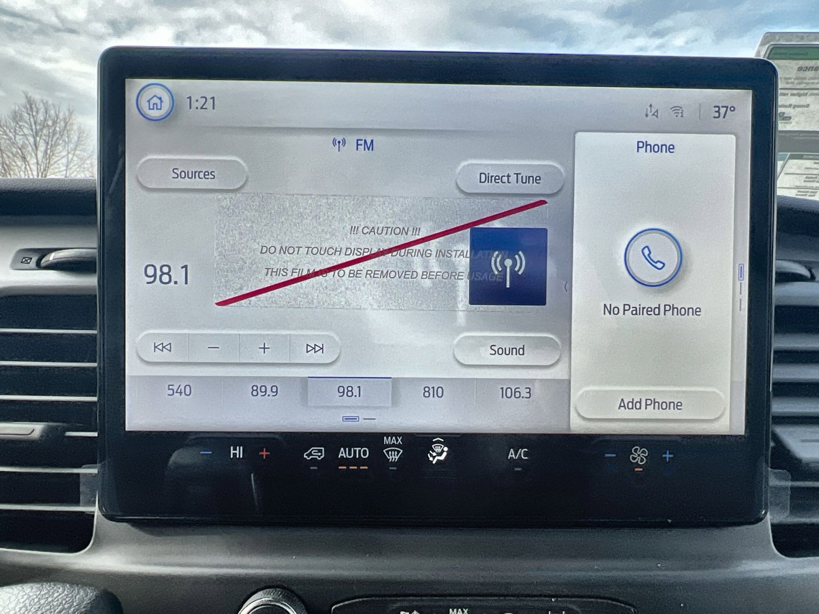 New 2026 Ford Transit 250 148 Medium Roof w/ Load Area Protection Package image 18