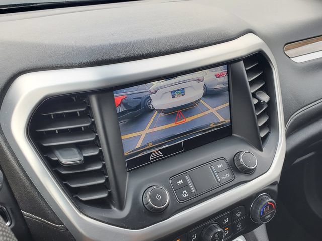 Used 2021 GMC Acadia SLE w/ Driver Convenience Package FWD image 31