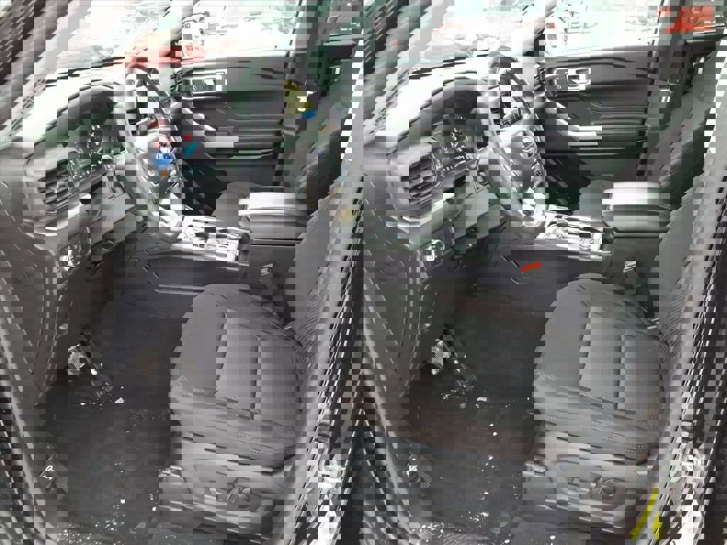 Certified 2022 Ford Explorer XLT image 11