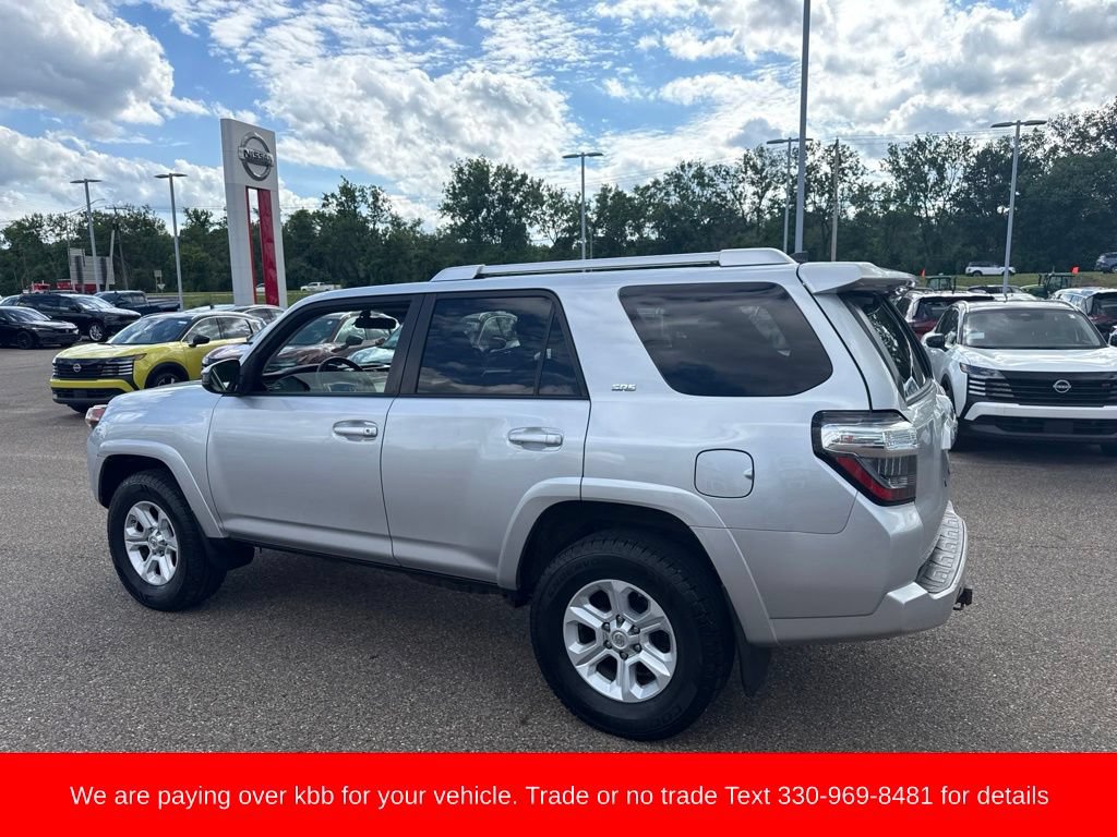 Used 2016 Toyota 4Runner SR5 AWD/4WD image 6