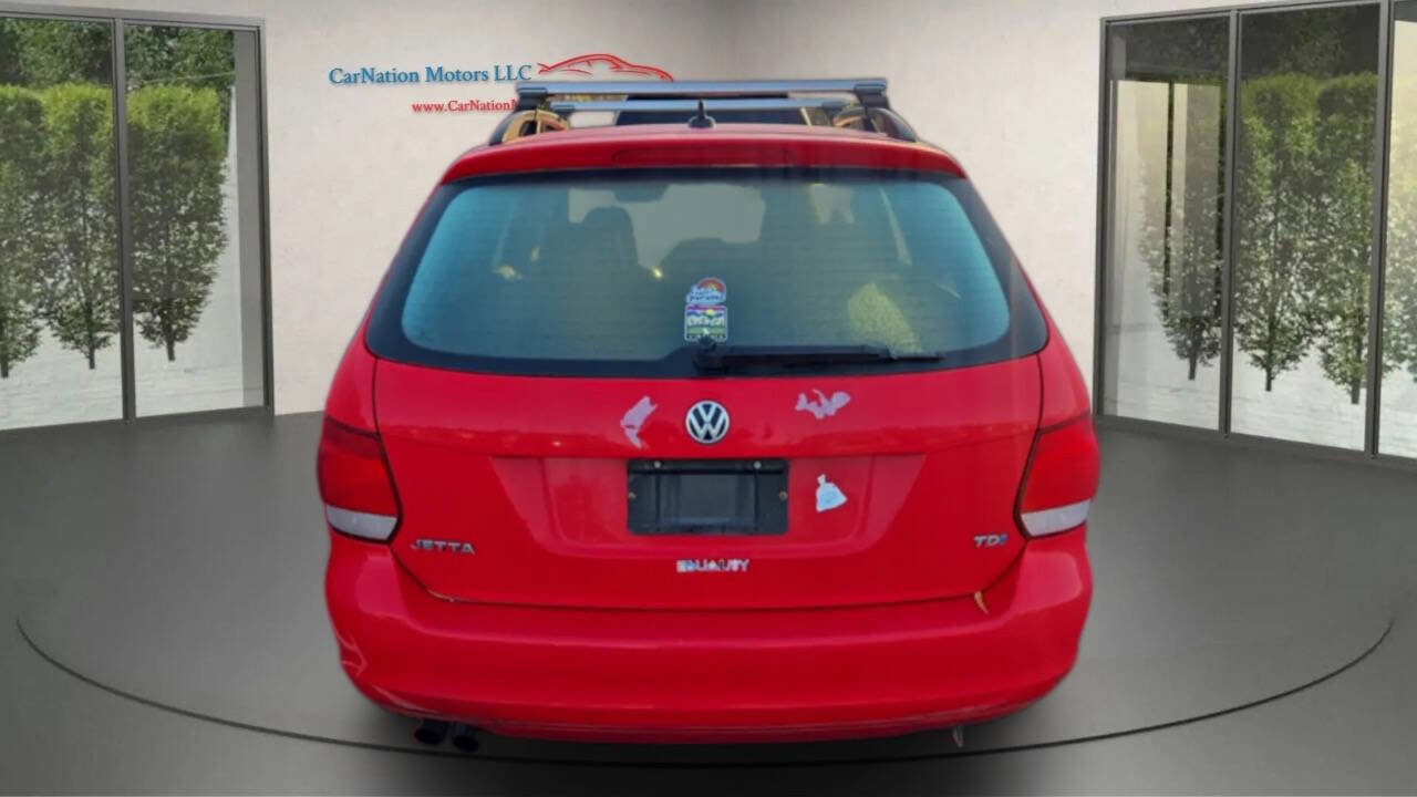 Used 2012 Volkswagen Jetta TDI image 2