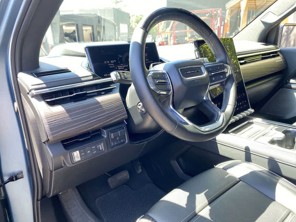 Used 2025 GMC Sierra EV Denali AWD/4WD image 2